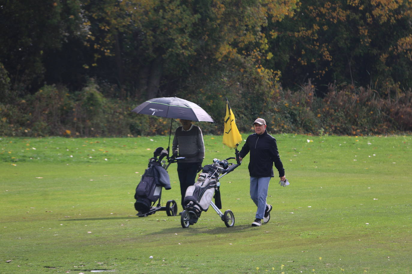 Fotos: Sesión de tarde en el II Torneo de Golf Leonoticias