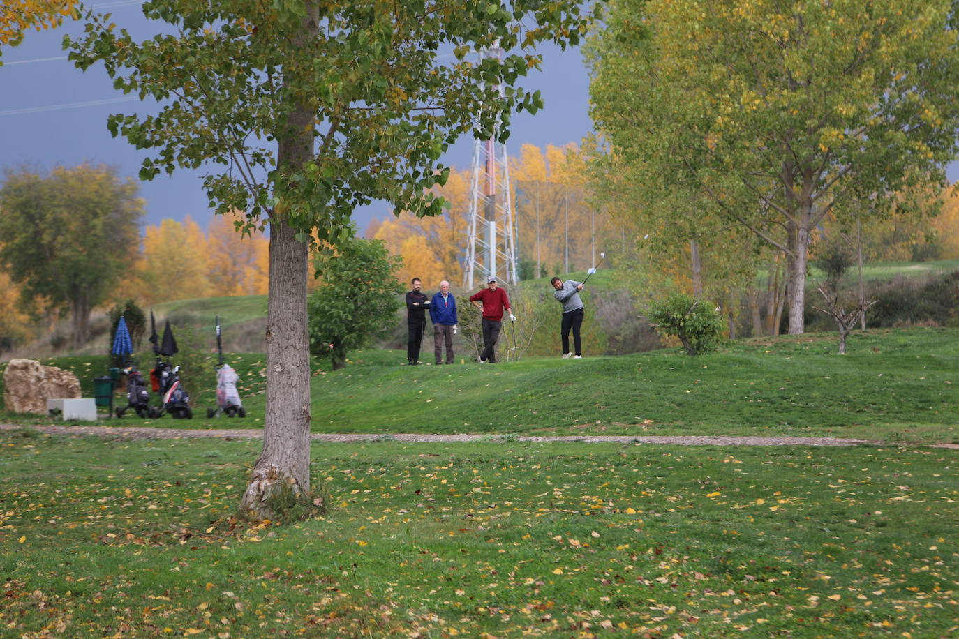 Fotos: Sesión de tarde en el II Torneo de Golf Leonoticias