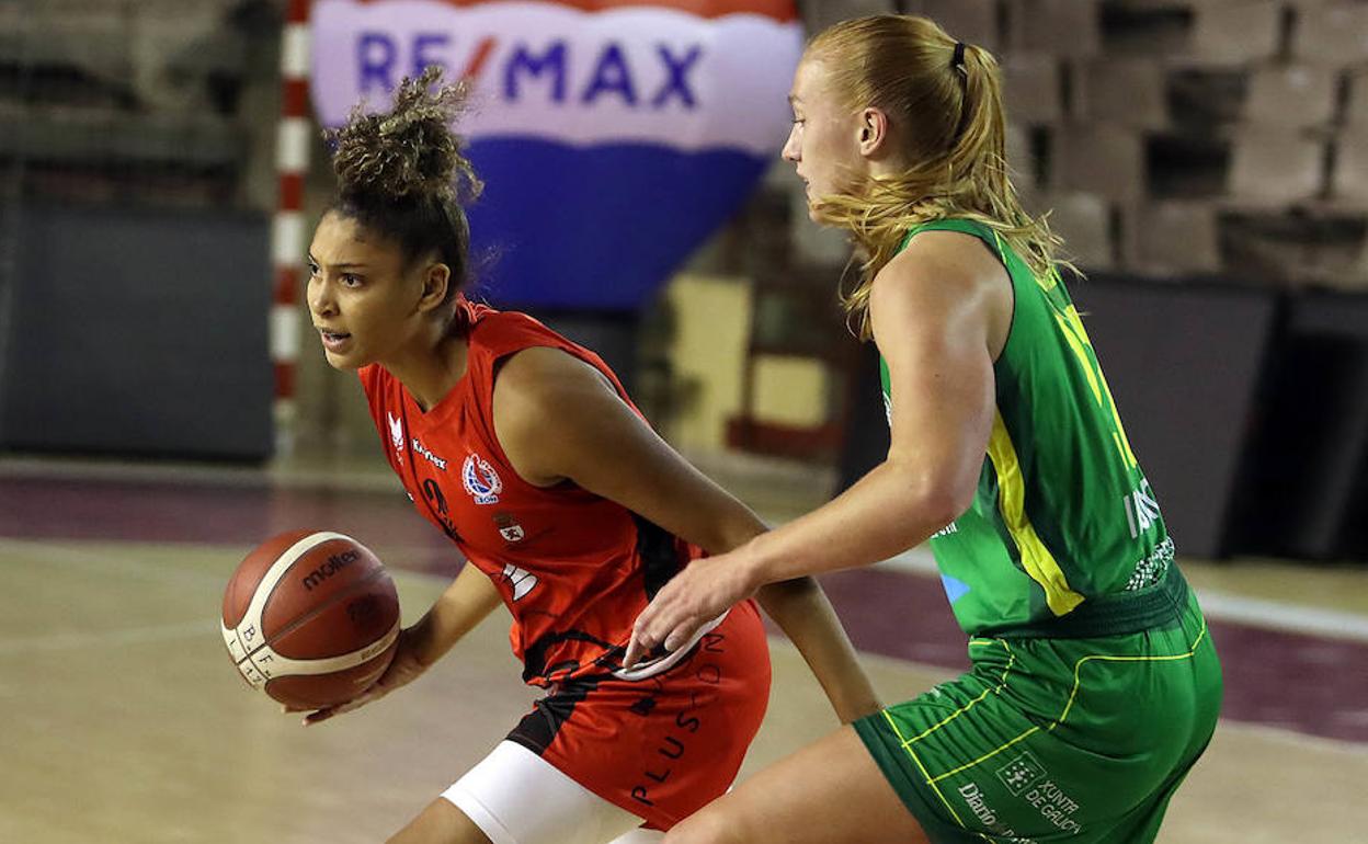 Una imagen de archivo de un partido del BF León.