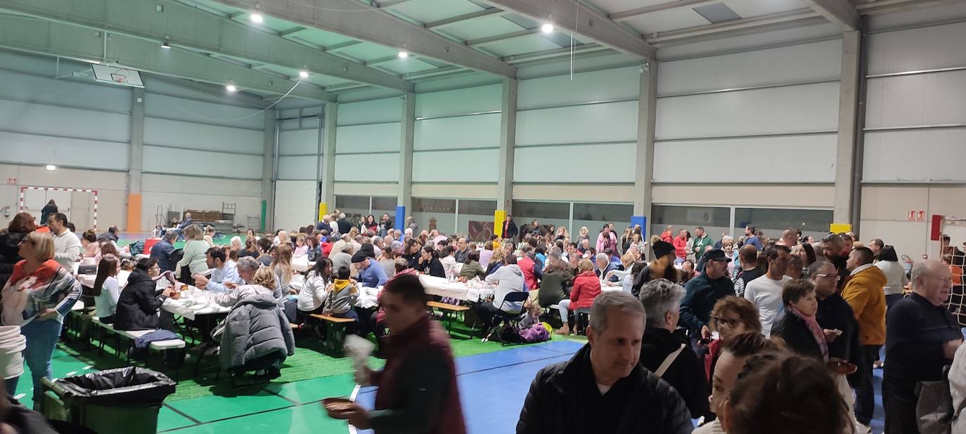 Cembranos disfruta del sabor de las castañas. 