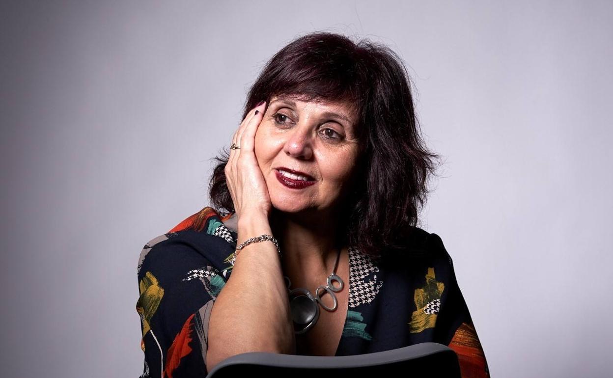 Macu Garcái presenta este jueves su libro en Botines.