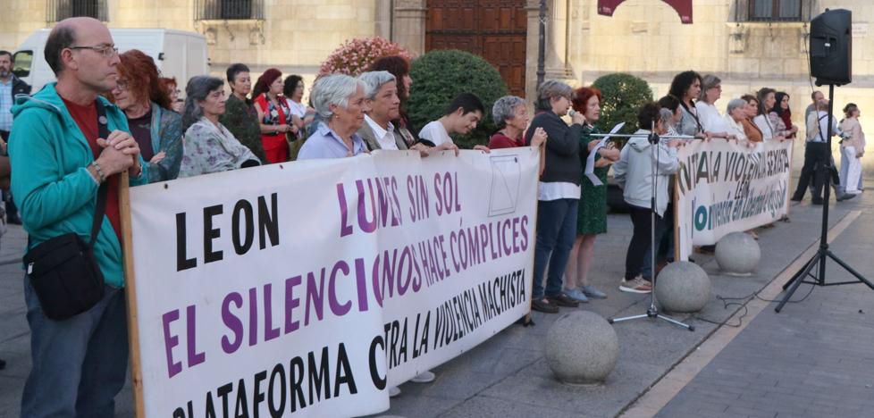 El jurado de Meninas 2022 reconoce a la Plataforma contra la Violencia Machista de León por su compromiso social con el rechazo a la violencia contra las mujeres y por su labor para rendir memoria a todas y cada una de las mujeres asesinadas.