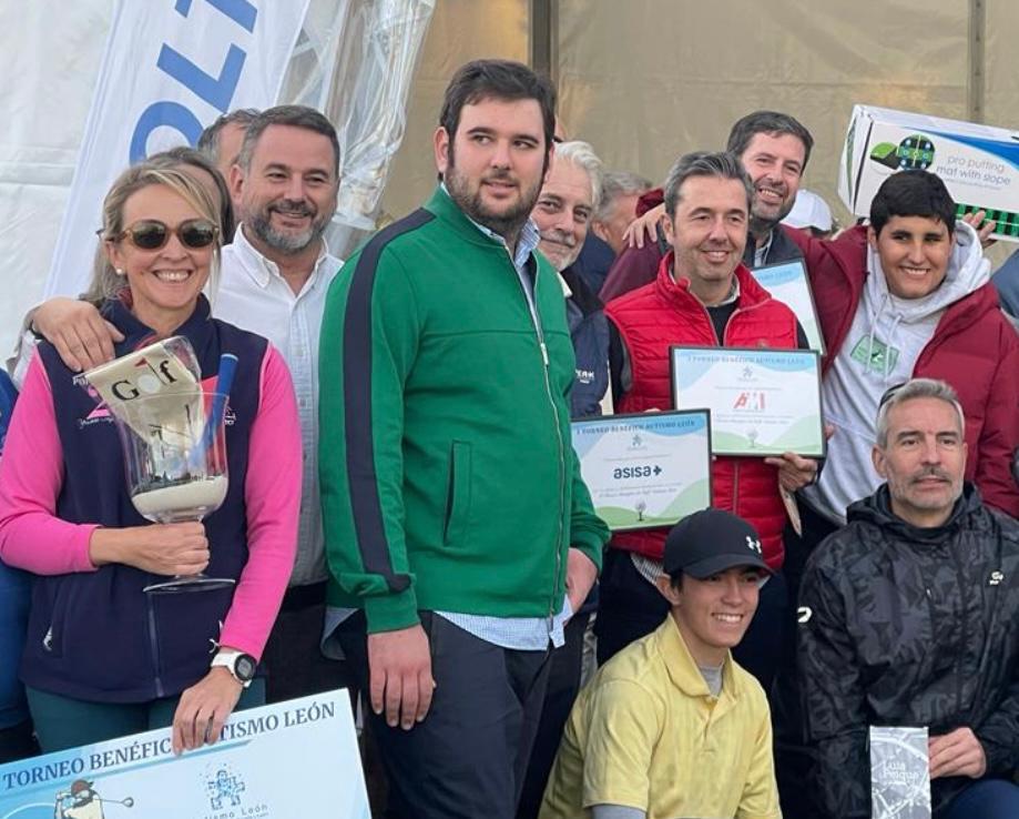 Las instalaciones de León Golf acogieron este torneo solidario