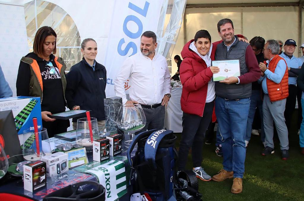 Las instalaciones de León Golf acogieron este torneo solidario