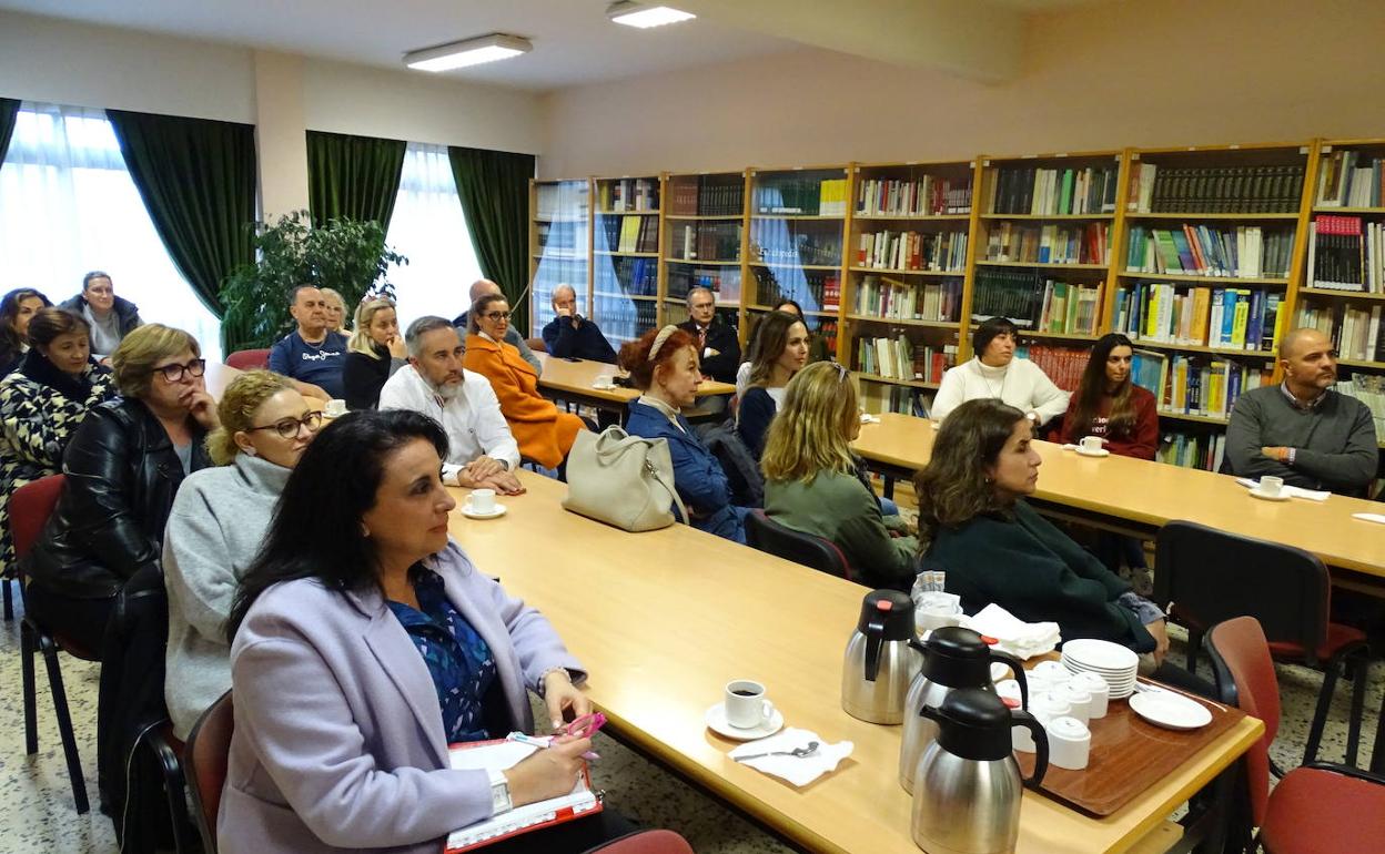 El colegio de Peñacorada organiza una charla sobre el «arte de la exigencia amable».