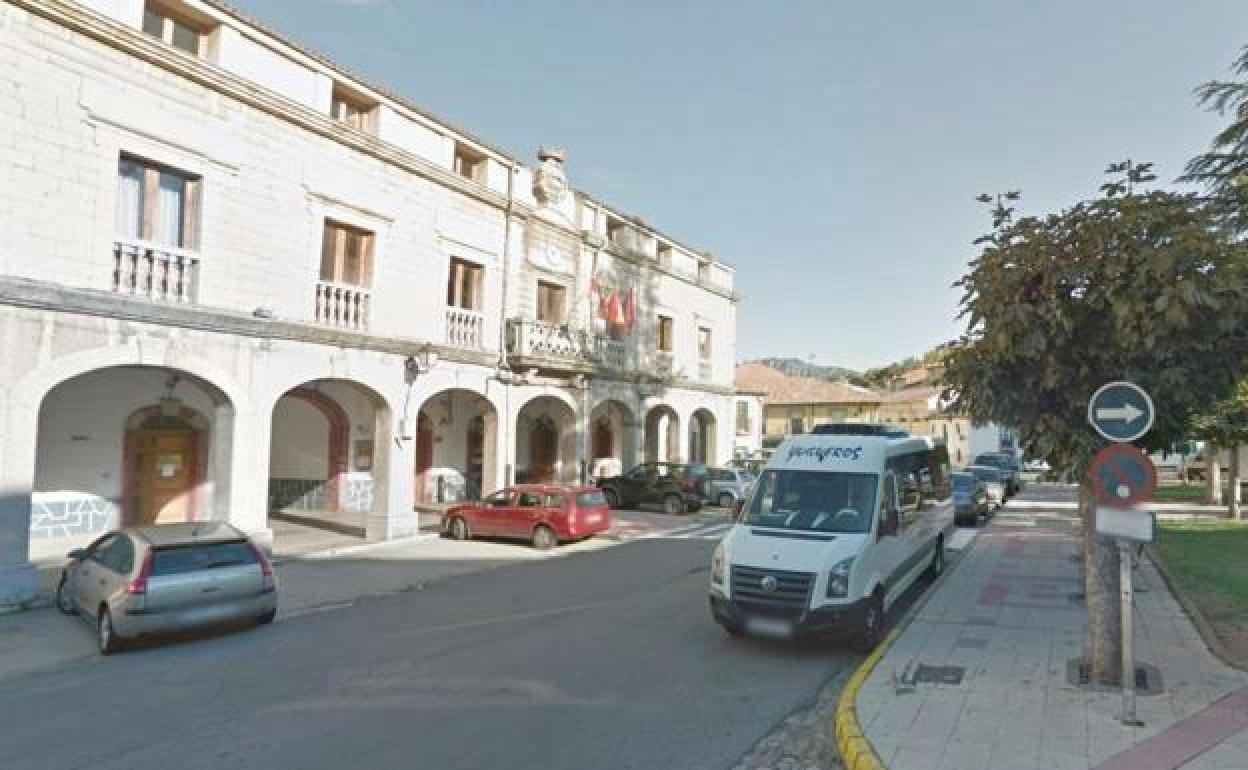 Imagen de archivo de una calle de Cistierna.