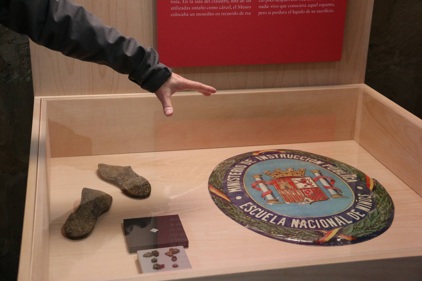 Inauguración de la exposición temporal 'Cástor González y el campo de concentración de San Marcos de León'