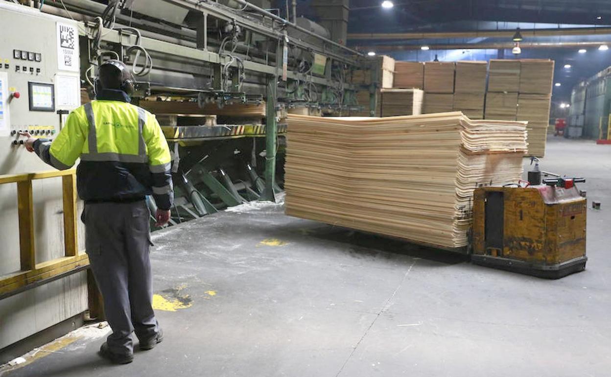 Garnica aplica un Erte a 300 trabajadores que los sindicatos aseguraban desconocer