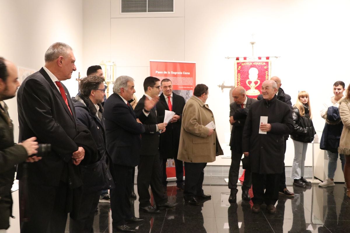 La Hermandad de Santa Marta muestra su historia a través de esta exposición en el Museo Diocesano y de la Semana Santa