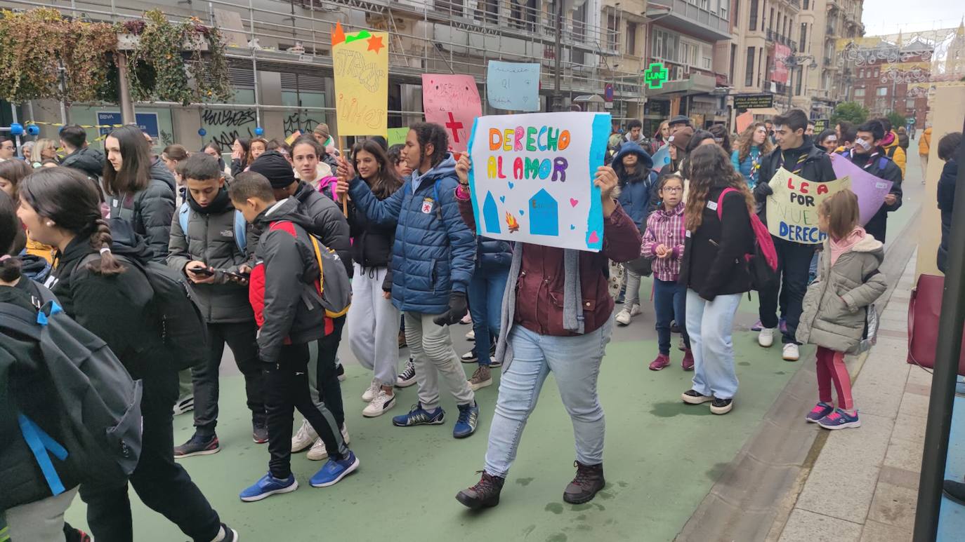 Fotos: Por los derechos de los niños en León