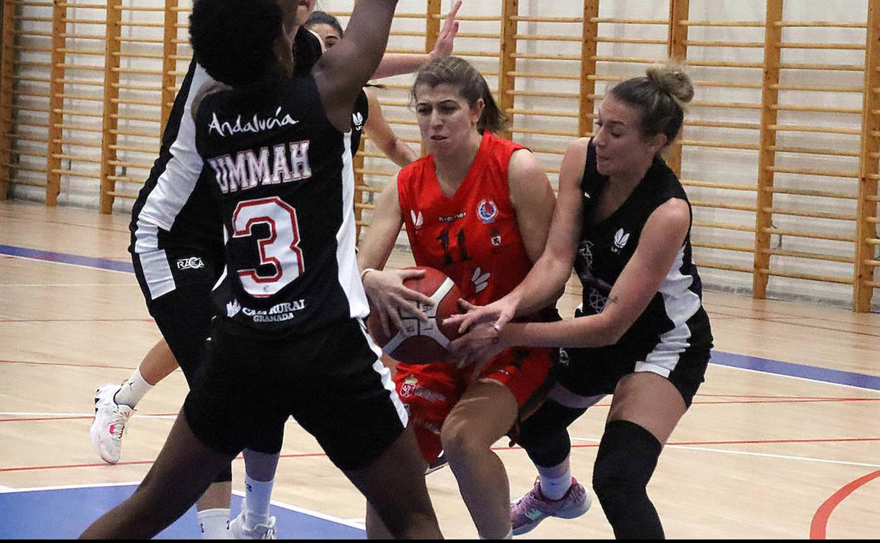 Un instante de un partido del BF León esta temporada.