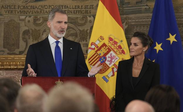 Los Reyes recibieron este domingo en audiencia a los asistentes a la Asamblea Parlamentaria de la OTAN que se celebra en Madrid.