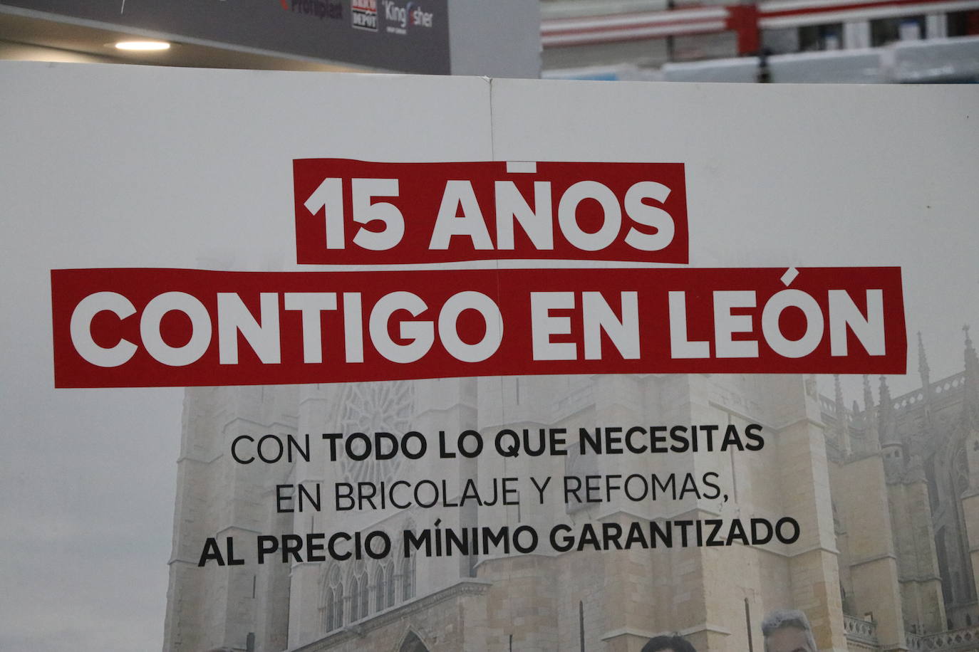 Brico Dêpot celebra sus 15 años en León.