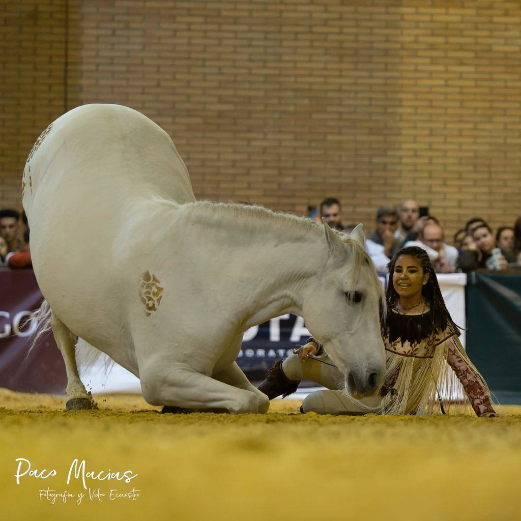 La leonesa Carlota ha quedado campeona del mundo en el concurso de exhibiciones del SICAB 2022.