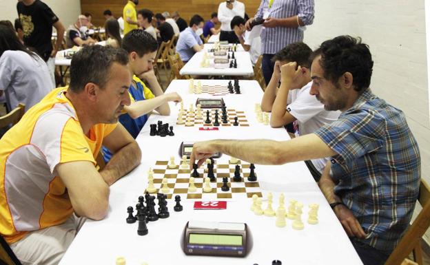 Imagen de archivo de un torneo de ajedrez celebrado en León.