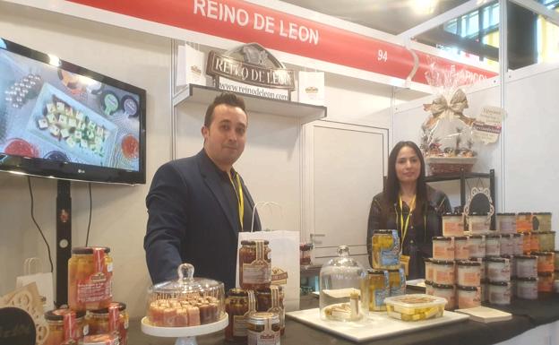 Stand de Reino de León en la Feria de Productos de León.