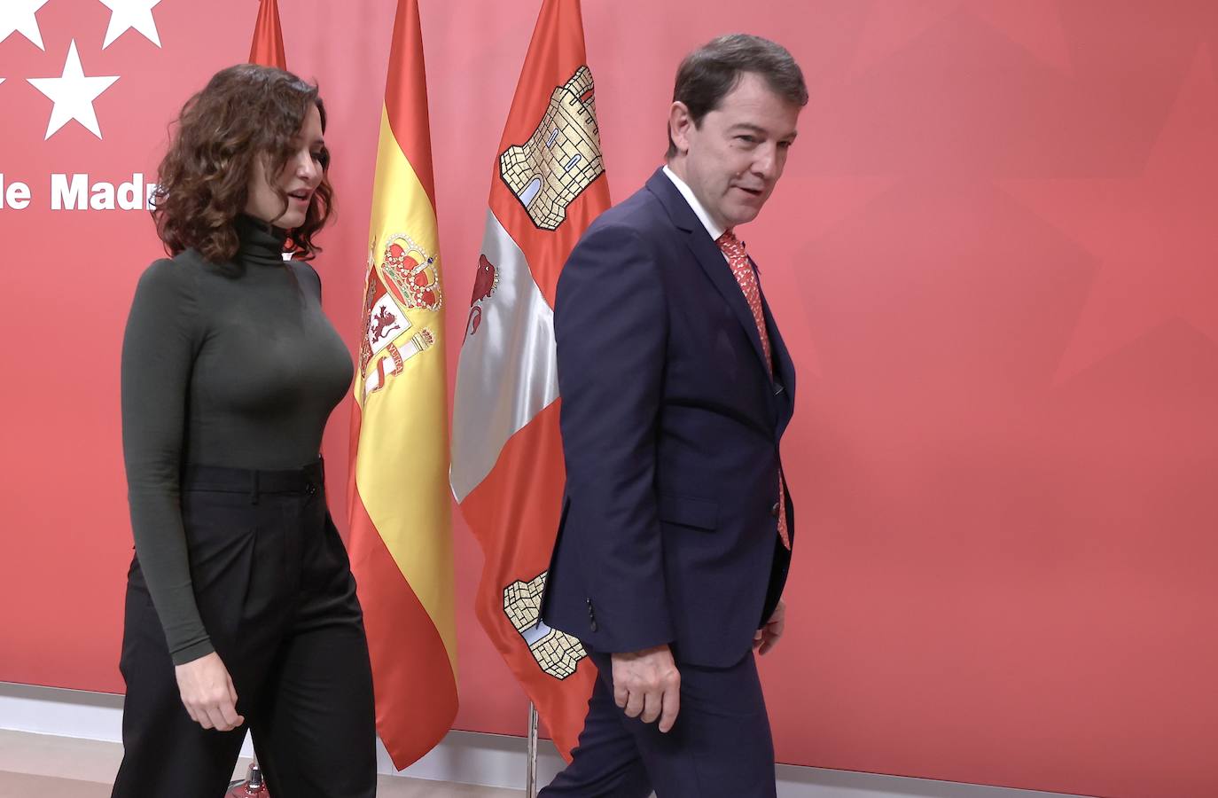 El presidente de la comunidad y la presidenta de Madrid este viernes en la capital de España 