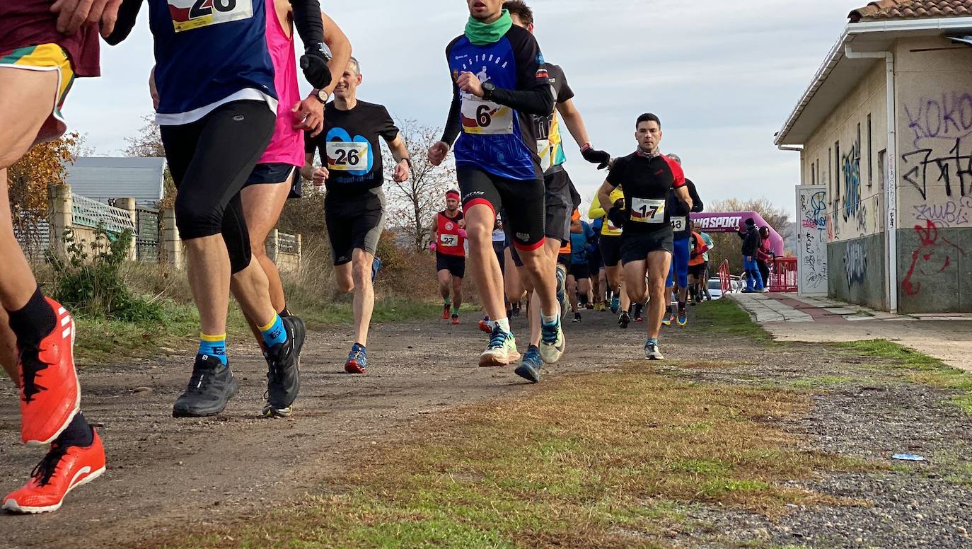 Celebración del XI Cross de Villabalter en Sam Andrés del Rabanedo.