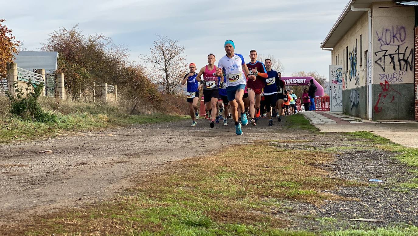 Celebración del XI Cross de Villabalter en Sam Andrés del Rabanedo.