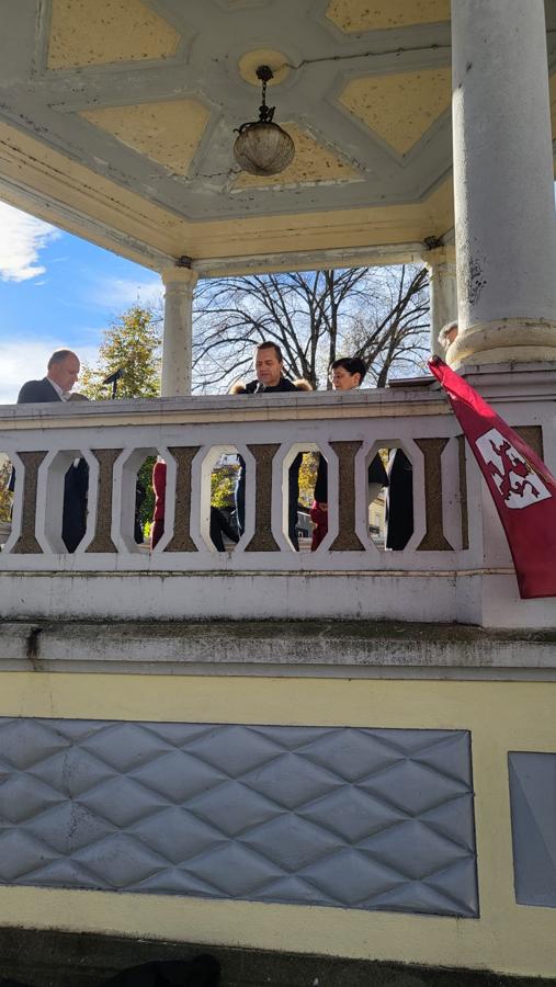 Lectura de los Decreta en la localidad lusa de Bragança.
