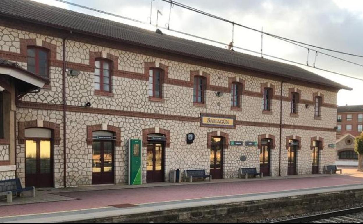 Estación de Sahagún, en la provincia de León.