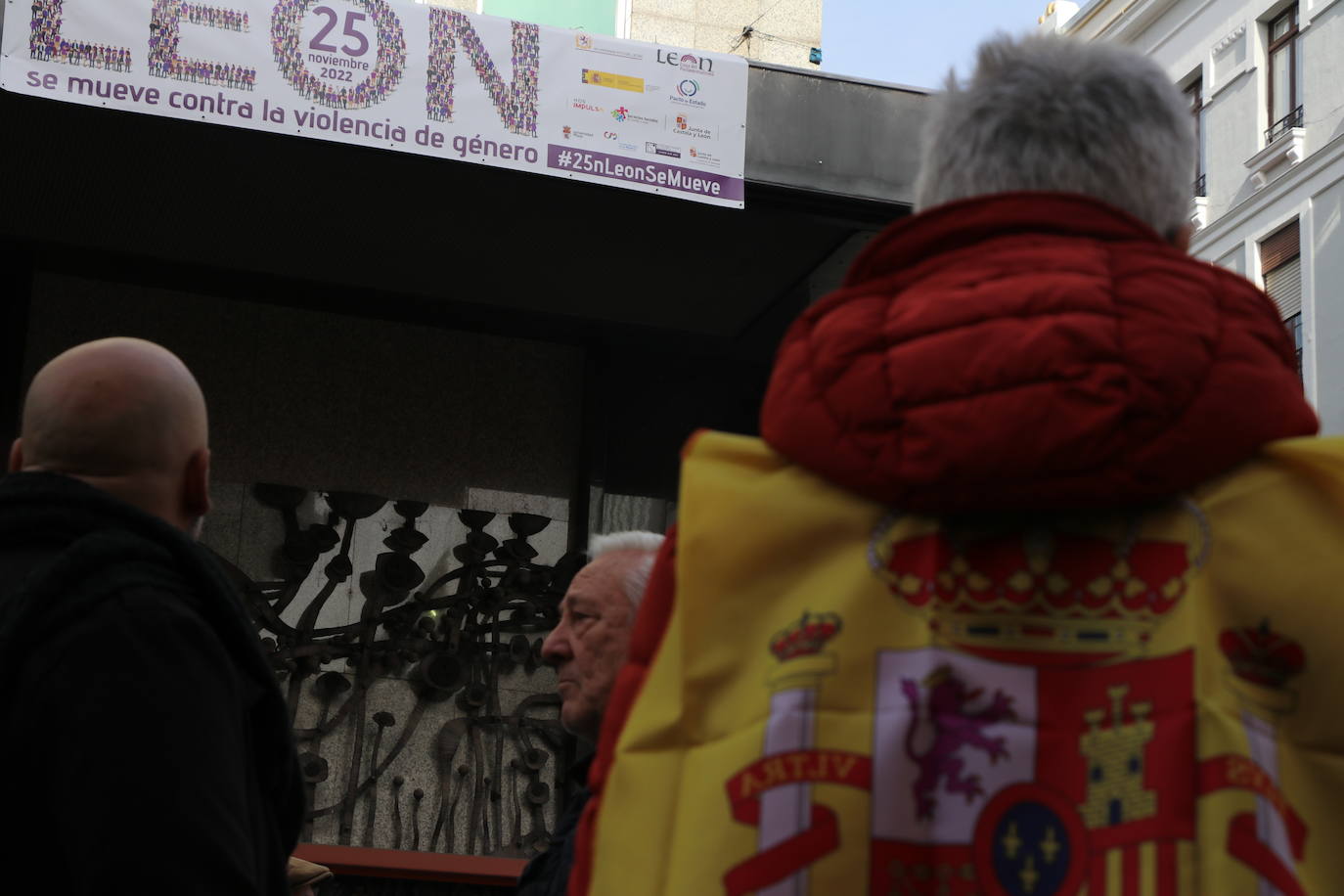 Vox sale a la calle en León para pedir elecciones generales.