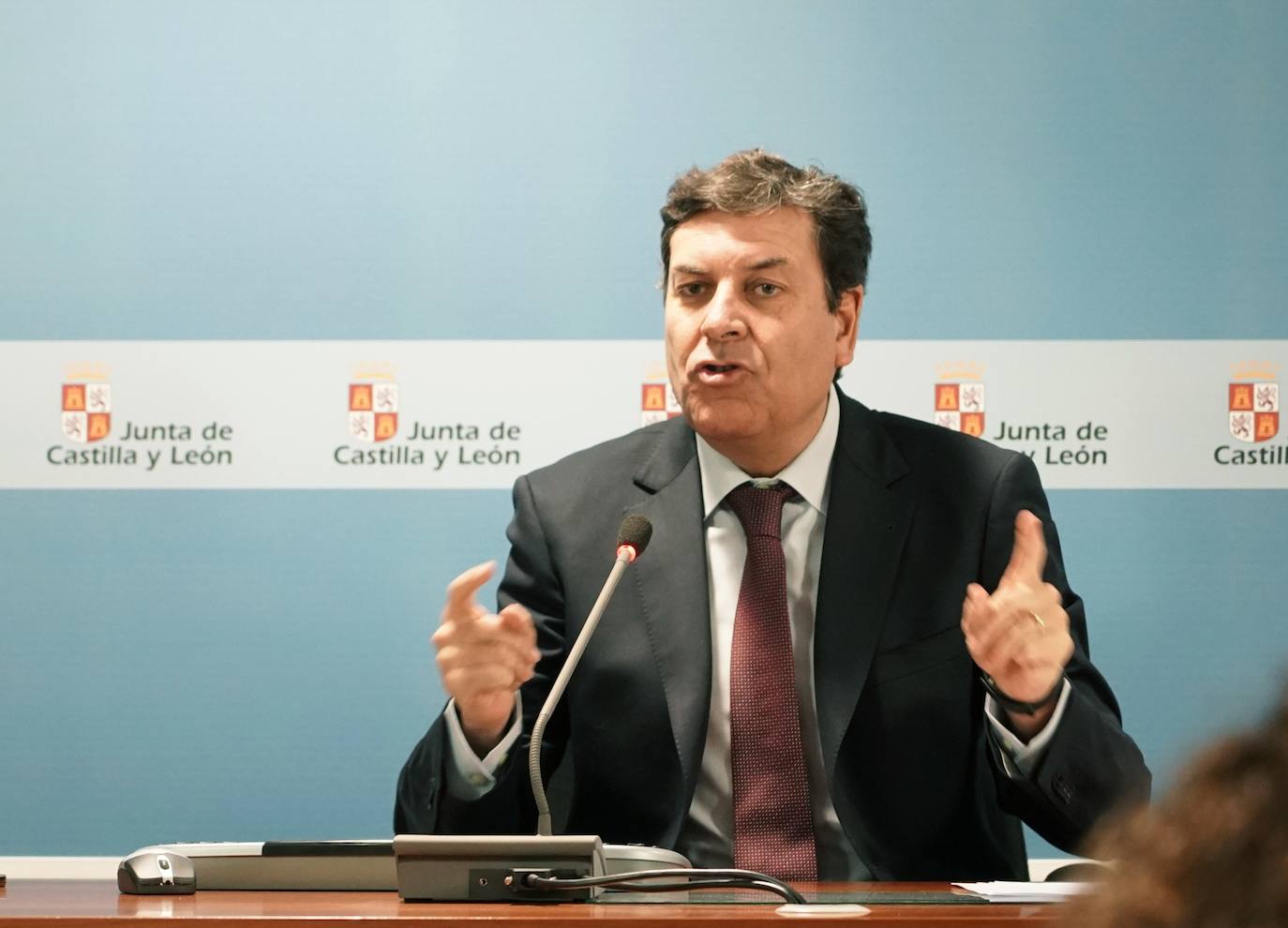 El consejero de Economía y Hacienda y portavoz, Carlos Fernández Carriedo, presenta la Contabilidad de Castilla y León correspondiente al tercer trimestre de 2022.