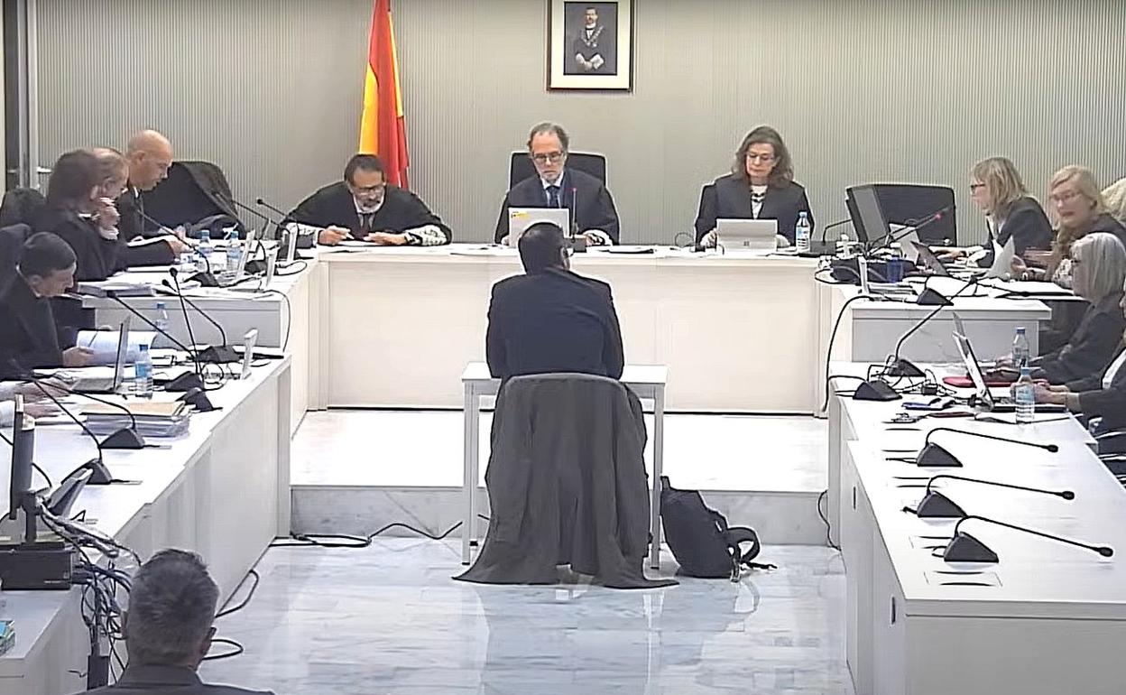 Las sesiones por la pieza leonesa de la Púnica en León se han reiniciado este lunes en la Audiencia Nacional. En la imagen, la declaración del agente de la UCO responsable de la investigación. 