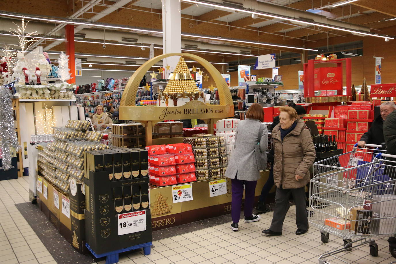 La inflación obliga a los leoneses a adelantar sus compras de Navidad.