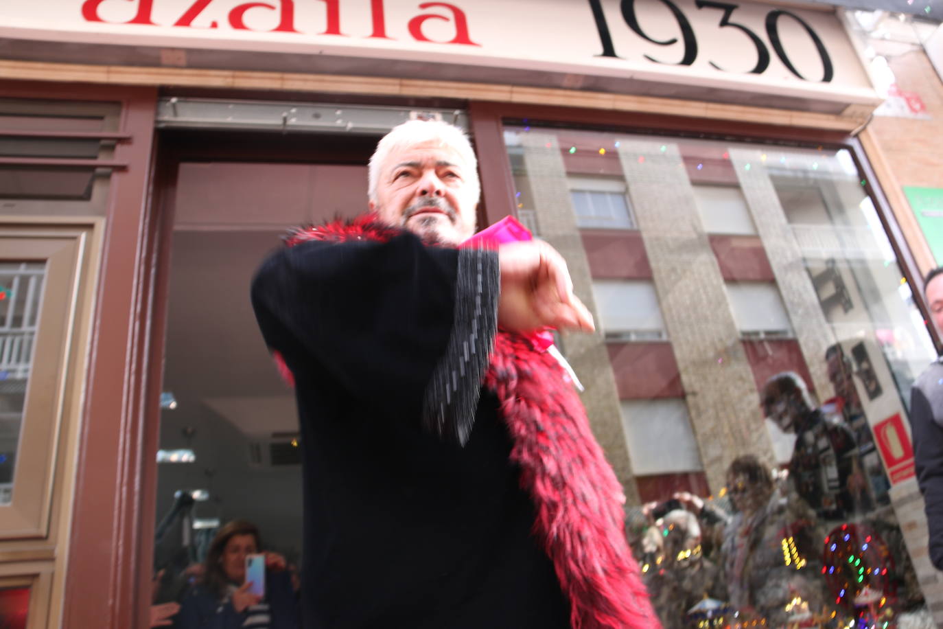 Antonio Canales, José Antonio Diez y Juan López llevan la Navidad hasta la Palomera.