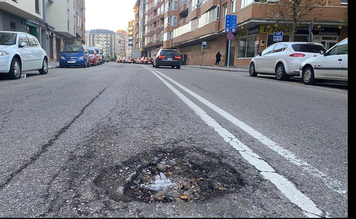 magen de los baches en la calle