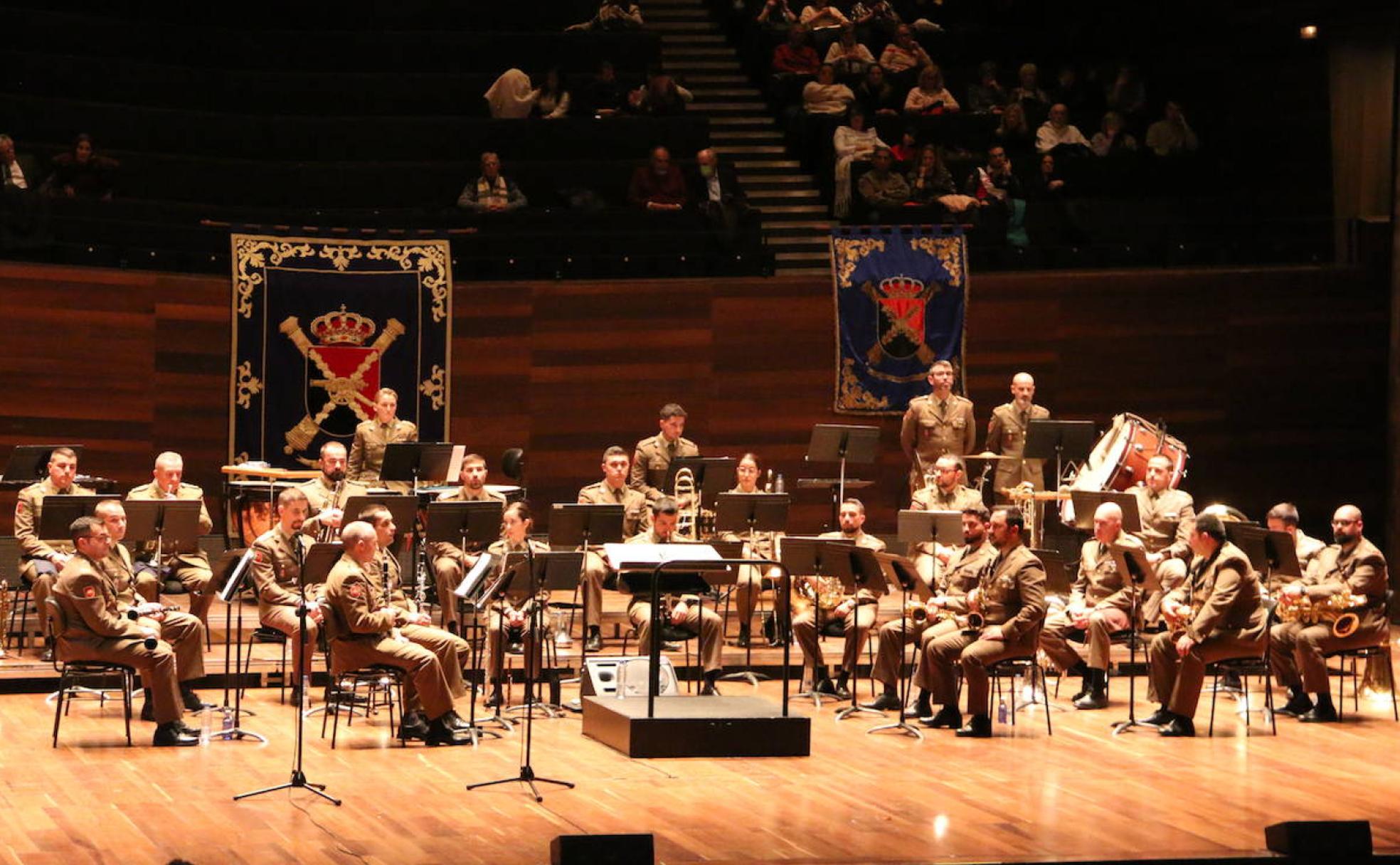 La Unidad de Música del Maca ha rendido homenaje a su patrona en el Auditorio de León.