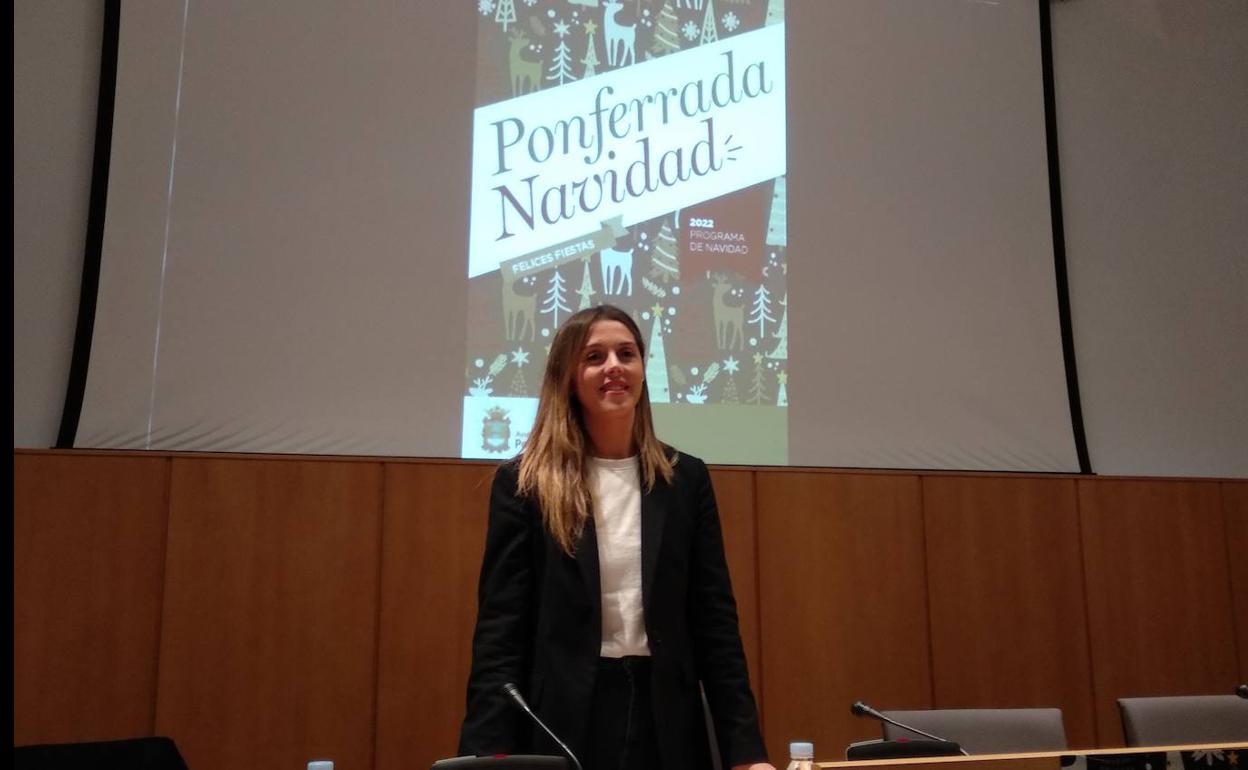 La concejala de Fiestas, Lorena Valle, presentó el programa de Navidad en el Museo de la Radio.