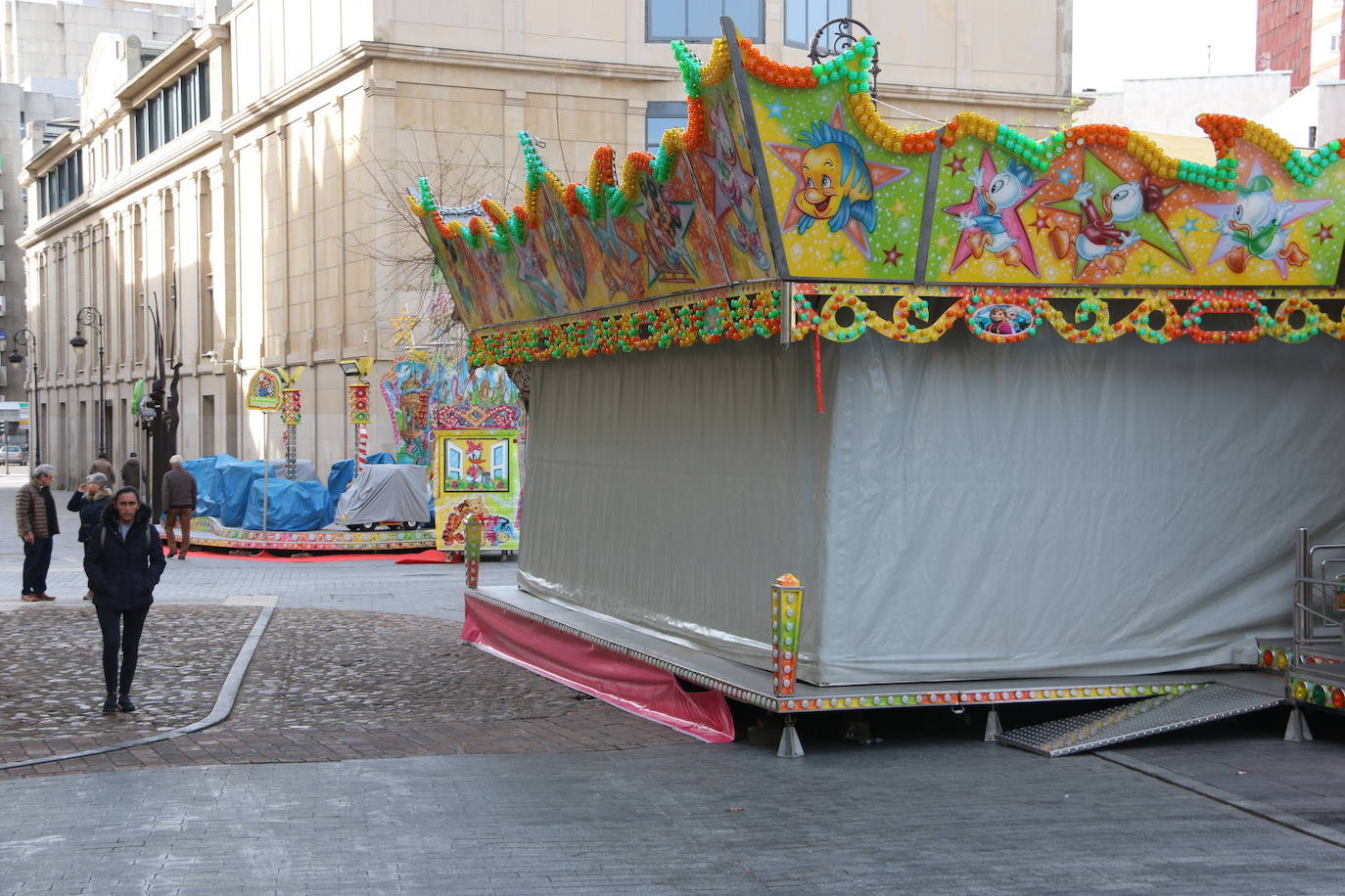 Fotos: Las atracciones de Navidad se suman a las fiestas en León