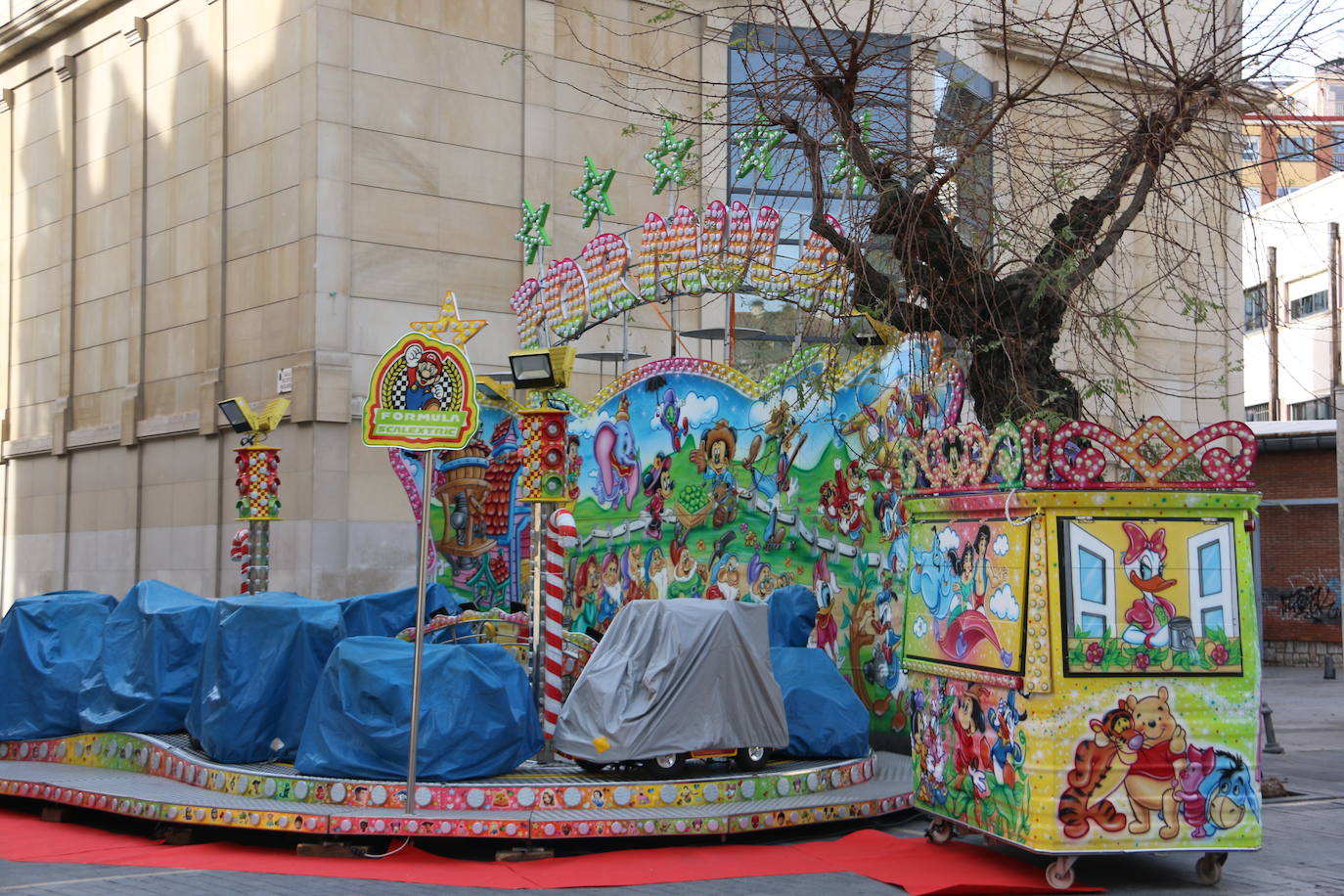 Fotos: Las atracciones de Navidad se suman a las fiestas en León