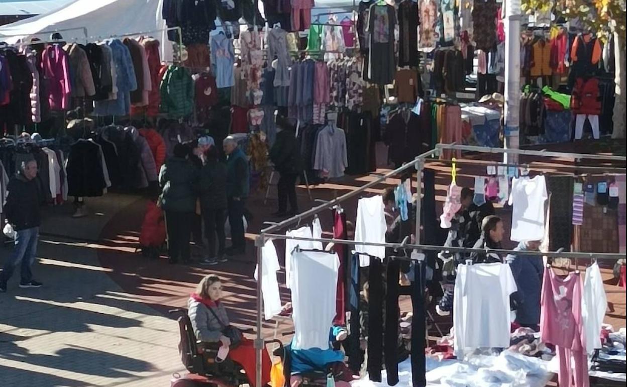 A primera hora de la mañana, los vendedores recibían una notificación en sus propios puestos,. 