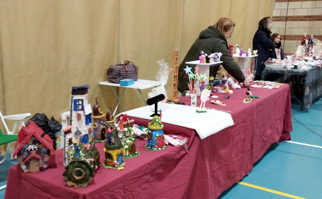 Imagen del mercadillo artesanal de la navidad. 