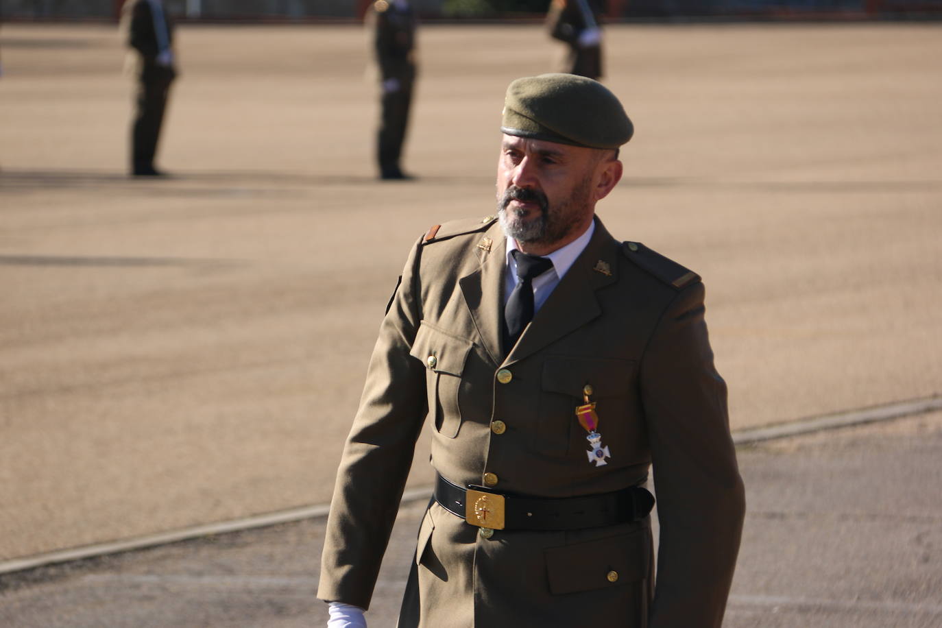 Los artilleros del Maca celebran con honores la festividad de su patrona con un acto militar. 