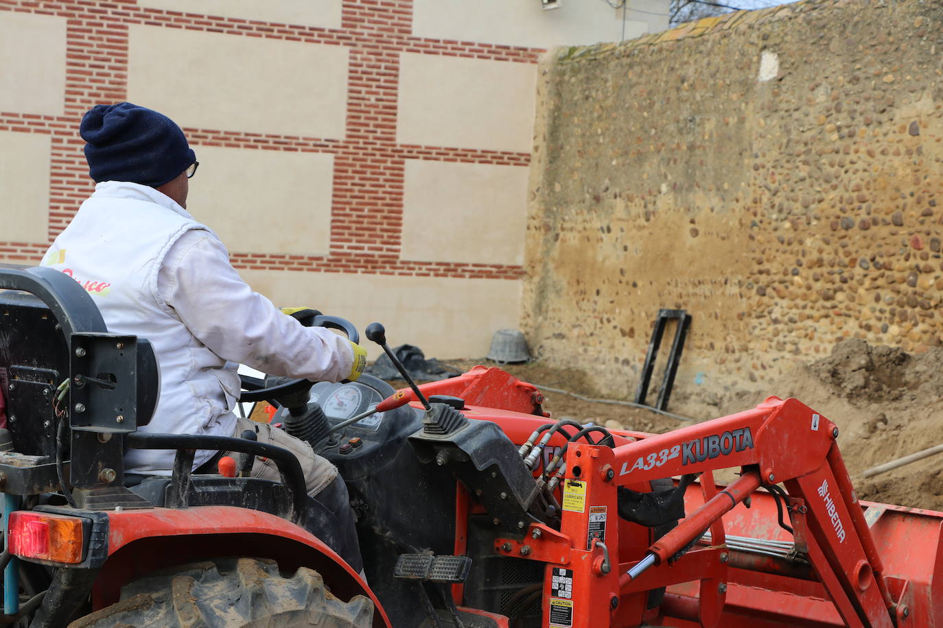 El Programa R del ILC aporta 270.000 euros de unas ayudas totales que ascienden a 450.000 para recuperar el empedrado original de patio de la Portería del Monasterio de Santa María de Sandoval así como restaurar la fachada de La Panera.