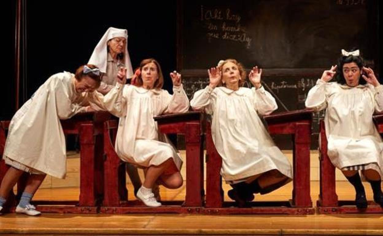 Representación de una obra bajo el sello de esta promoción de la Junta.