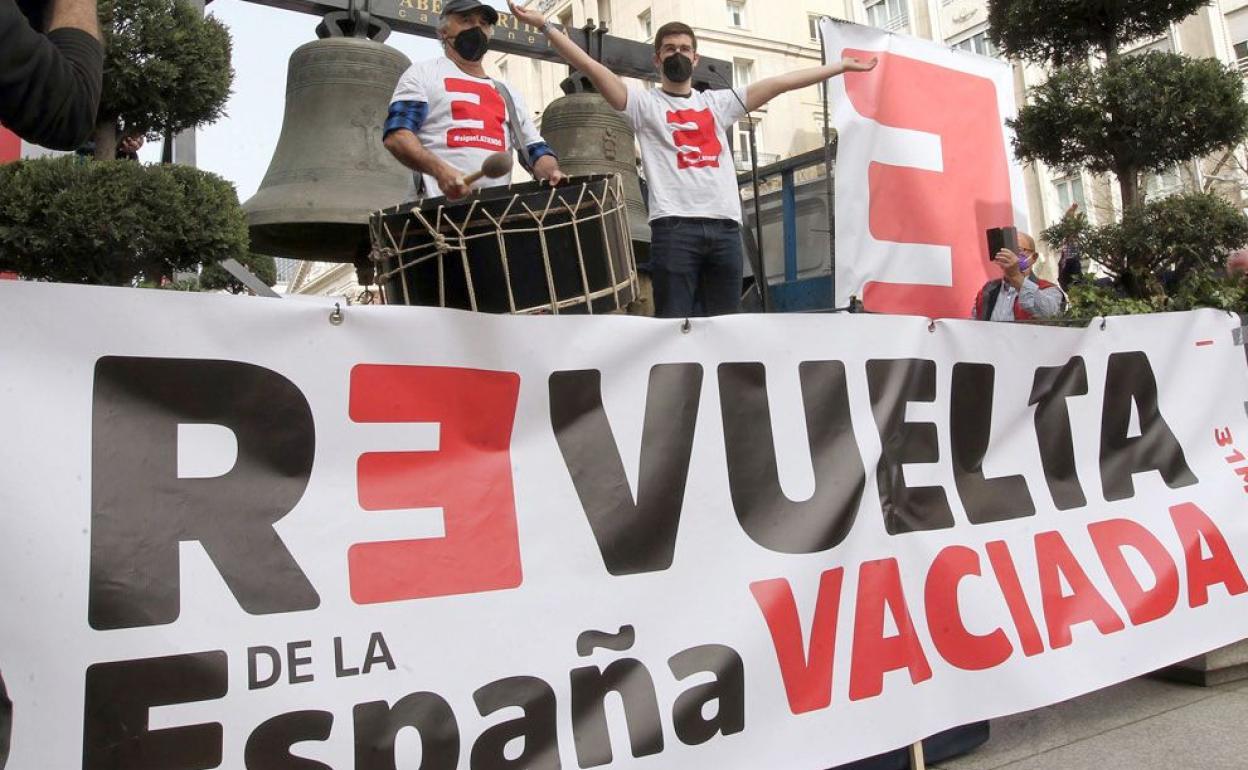 Concentración del partido en sus inicios como movimiento ciudadano.