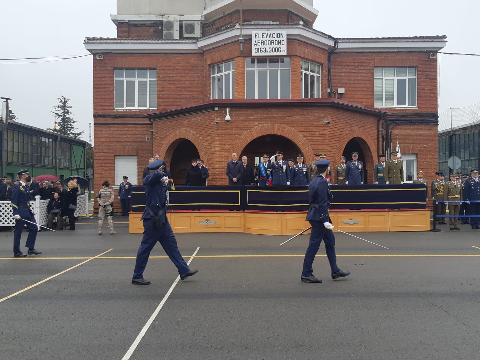 Fotos: Jura de bandera en la Academia Básica del Aire