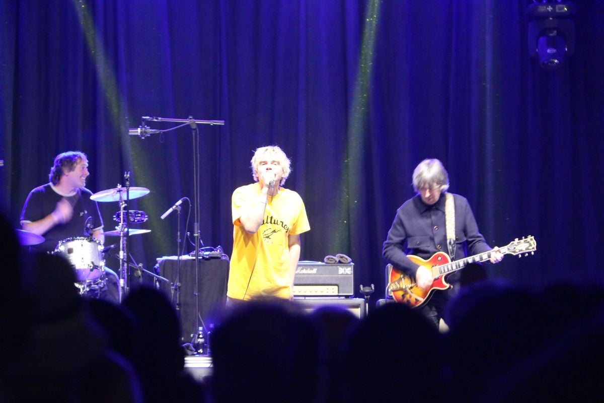 The Warmbabies, The Speedways y The Charlatans se subieron al escenario del Purple Weekend este sábado en la jornada más representativa del festival.