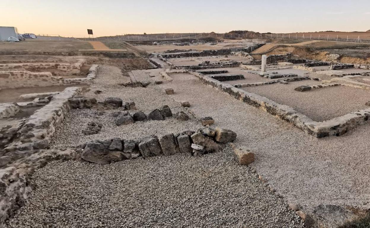 En mayo de 2024 se esperan que los tres edificios del Centro Arqueológico estén finalizados. 