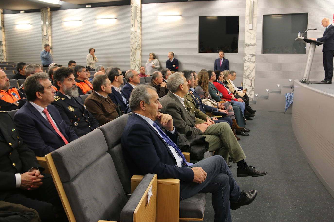 Homenaje del Ayuntamiento de León a los voluntarios de Protección Civil. 