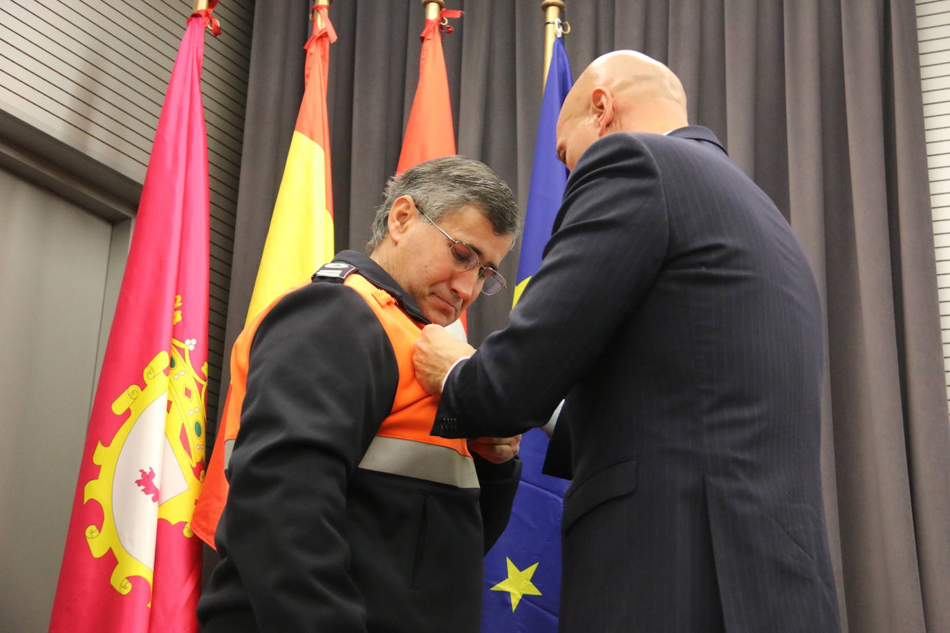 Homenaje del Ayuntamiento de León a los voluntarios de Protección Civil. 