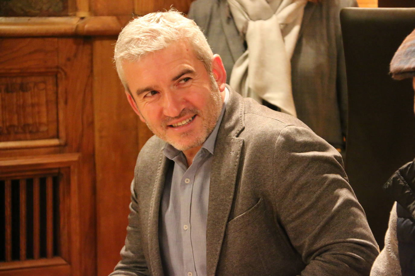 Sesión extraordinaria en la Diputación de León para aprobar el borrador de presupuestos. 