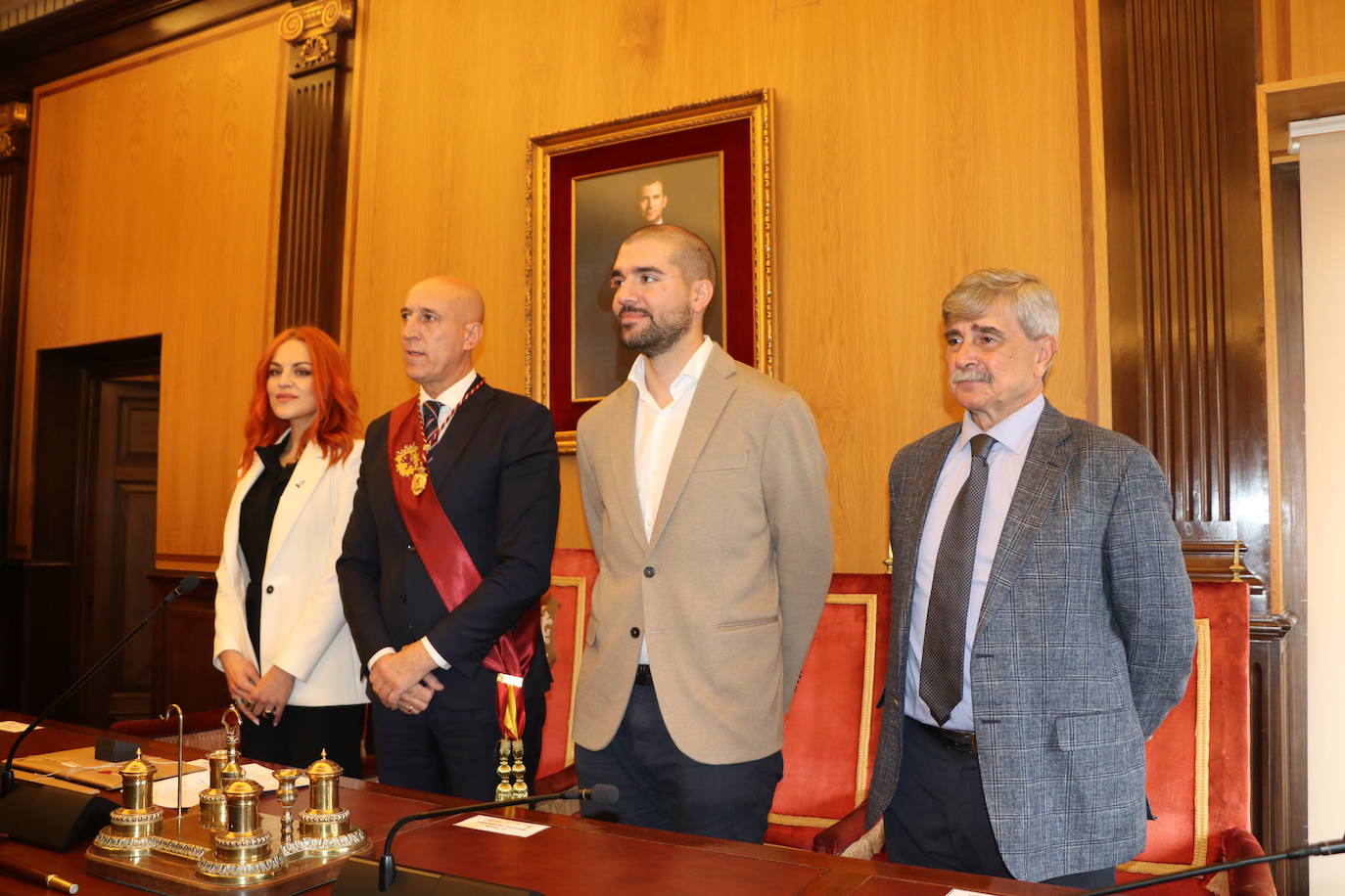 Los astronautas leoneses Pablo Álvarez y Sara García han sido recibidos de manera oficial por el Ayuntamiento de León