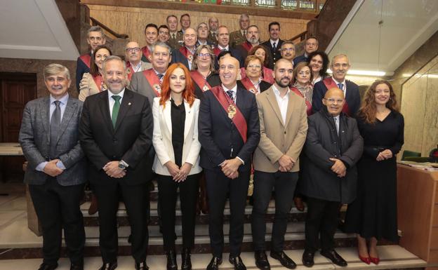 Galería. El Ayuntamiento de León recibe a los astronautas