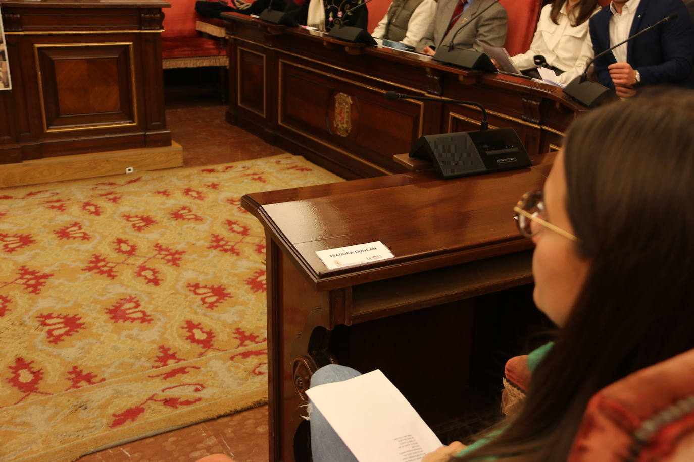 Acto celebrado en el Salón de Plenos del Ayuntamiento de León para conmemorar el Día Internacional del Migrante.